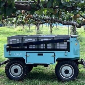 輝翠の自律走行AIロボット「Adam」