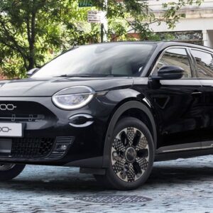 フィアット 600 ハイブリッド ネロ チネマ