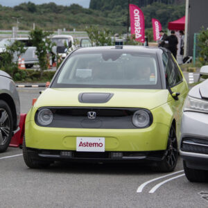 アステモの自操支援技術MDS（マニュアルドラビングサポート）を搭載したホンダeのテスト車