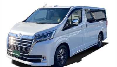 グランエース 『霊柩車』