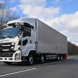 自動運転事業実証に導入する自動運転大型トラック