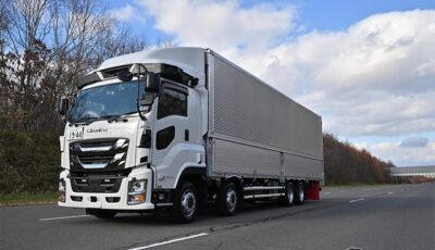 自動運転事業実証に導入する自動運転大型トラック