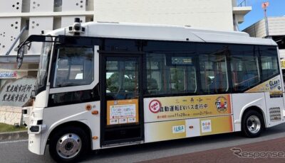 豊見城市内を走行する自動運転EVバス