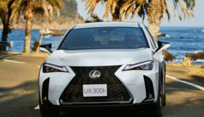 レクサス『UX300h』の一部改良モデル