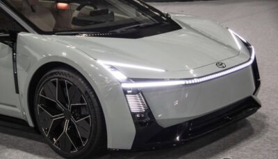 トヨタ カローラコンセプト（ジャパンモビリティショー2025）