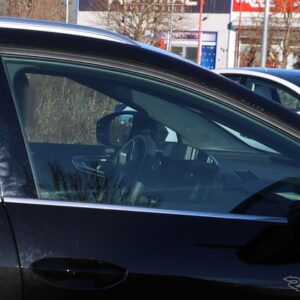 アウディ Q4 e-tron 改良新型のプロトタイプ