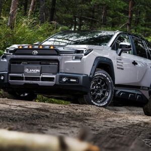 JAOSのトヨタ『RAV4 Adventure』専用カスタムパーツ装着車