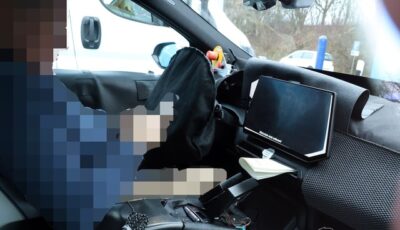 BMW iX1 改良新型のプロトタイプ