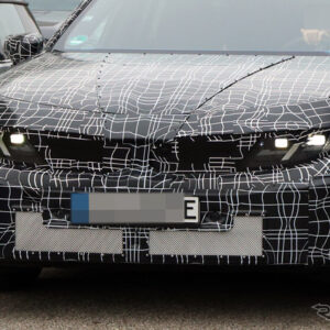 BMW M3 EV プロトタイプ