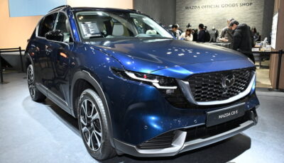 マツダ CX-5 新型（ネイビーブルーマイカ）東京オートサロン2026