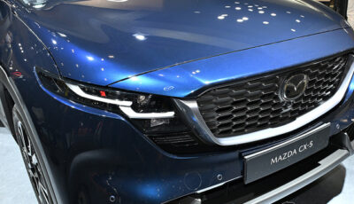 マツダ CX-5 新型（ネイビーブルーマイカ）東京オートサロン2026