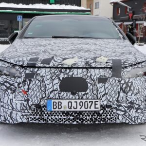 メルセデスベンツ EQS 改良新型のプロトタイプ