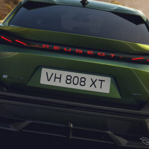 プジョー『408』改良新型