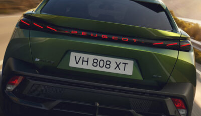 プジョー『408』改良新型