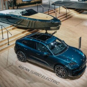 『マカン ターボ コンセプト ラゴ』と「フラウシャー×ポルシェ 790スペクター」