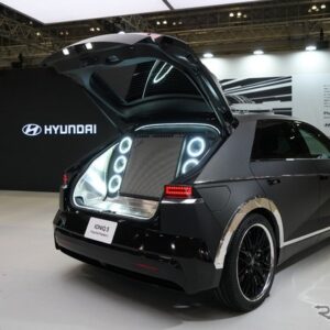 ヒョンデ IONIQ 5 Plug into Freedom.