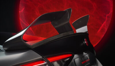 アルファロメオ『ジュリア クアドリフォリオ』の「ルナロッサ」