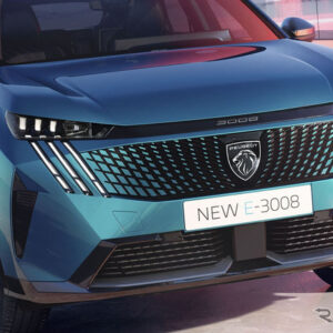 プジョー E-3008
