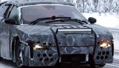 フェラーリ ルーチェ 市販型のプロトタイプ