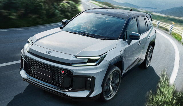 トヨタ RAV4 新型のPHEV(GR SPORT)