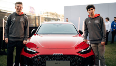 アウディRS 5 アバント新型。ニコ・ヒュルケンベルグとガブリエル・ボルトレート選手と