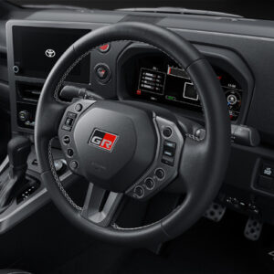 「26式GRヤリス」に採用のGRステアリングホイール