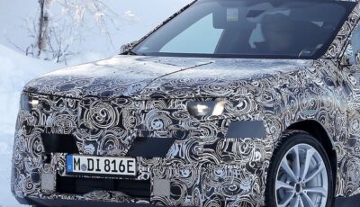 BMW iX1 次期型のプロトタイプ