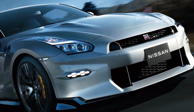 日産CEOが予告した「GT-R 復活」にSNS興奮！写真は2025年 最終型