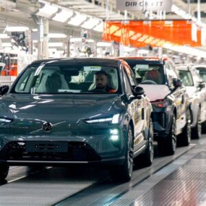 ボルボ『EX60』をスウェーデンで生産開始