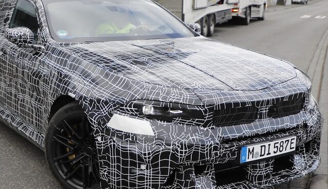BMW M5改良新型のプロトタイプ