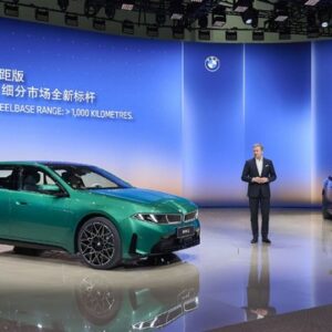BMW i3 新型と iX3 新型のロングホイールベース（北京モーターショー2026）