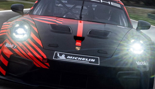 ポルシェ『911 GT4 R』