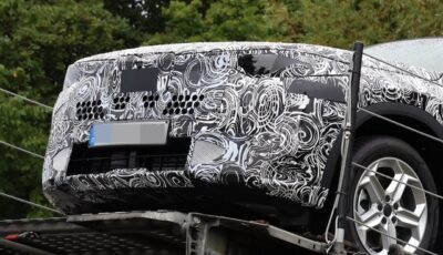 BMW X2 改良新型のプロトタイプ