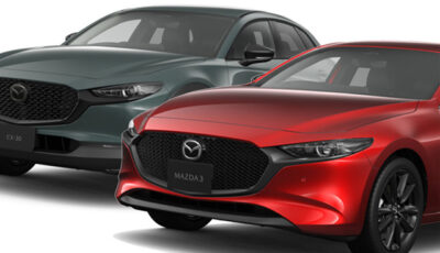 マツダ CX-30 25L（左）とマツダ3 25L（右）