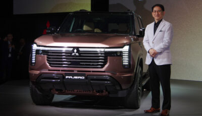 三菱自動車 岸浦恵介社長と新型パジェロ