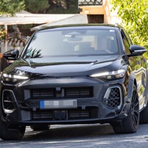 ポルシェ マカン 次期型のガソリン車プロトタイプ